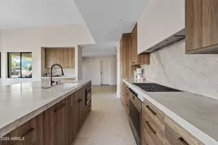 7042 E Orange Blossom Ln, Paradise Valley, AZ 85253 - Photo 7