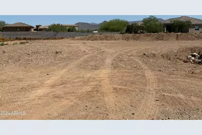 1420 E Coyote Wash Drive, Phoenix, AZ 85085 - Photo 5