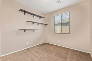 2624 W Beautiful Ln, Phoenix, AZ 85041 - Photo 17