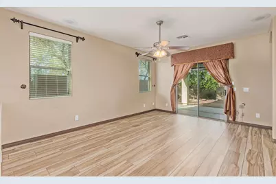 2624 W Beautiful Lane, Phoenix, AZ 85041 - Photo 11