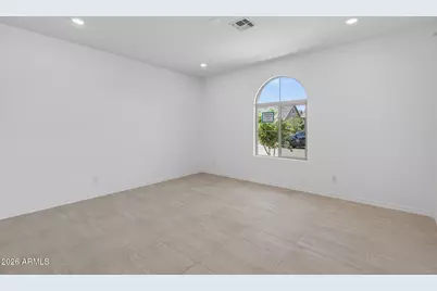 13565 N 158th Avenue, Surprise, AZ 85379 - Photo 9