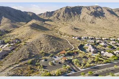718 E Mountain Sage Drive, Phoenix, AZ 85048 - Photo 27