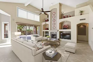 718 E Mountain Sage Dr, Phoenix, AZ 85048 - Photo 35