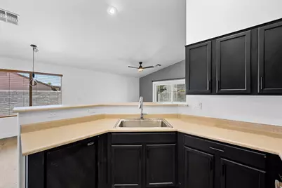 22994 W Solano Drive, Buckeye, AZ 85326 - Photo 7