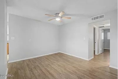 3230 E Pinchot Avenue #32, Phoenix, AZ 85018 - Photo 15