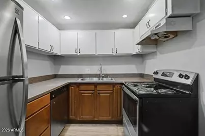 3230 E Pinchot Avenue #32, Phoenix, AZ 85018 - Photo 19