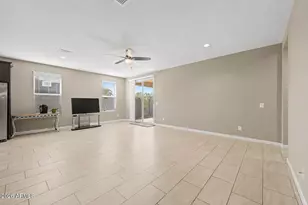 10736 W Bronco Trail, Peoria, AZ 85383 - Photo 7