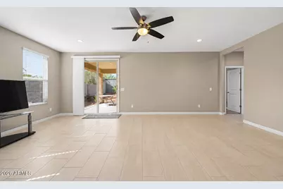 10736 W Bronco Trail, Peoria, AZ 85383 - Photo 9