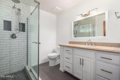 6710 N 23rd Place, Phoenix, AZ 85016 - Photo 23