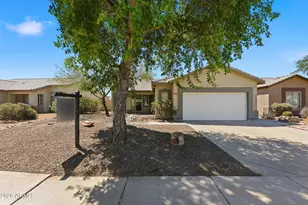 13627 W Tara Ln, Surprise, AZ 85374 - Photo 3