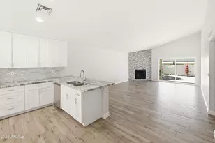 8675 E Belleview Pl, Scottsdale, AZ 85257 - Photo 9
