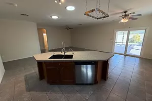 381 S 165th Dr, Goodyear, AZ 85338 - Photo 9