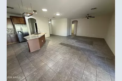 381 S 165th Drive, Goodyear, AZ 85338 - Photo 5