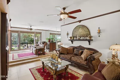 1036 E Shangri La Road, Phoenix, AZ 85020 - Photo 15