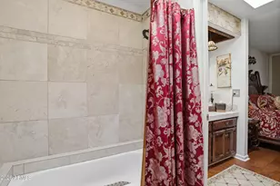 1036 E Shangri La Rd, Phoenix, AZ 85020 - Photo 33