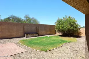 10945 W Loma Ln, Peoria, AZ 85345 - Photo 29
