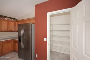 10945 W Loma Ln, Peoria, AZ 85345 - Photo 11