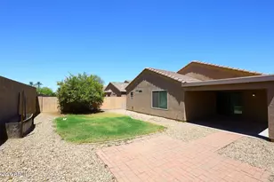 10945 W Loma Ln, Peoria, AZ 85345 - Photo 31