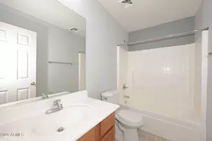 10945 W Loma Ln, Peoria, AZ 85345 - Photo 21