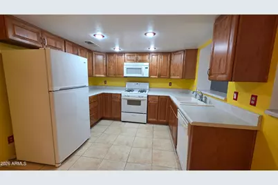 8814 W Avalon Drive, Phoenix, AZ 85037 - Photo 3