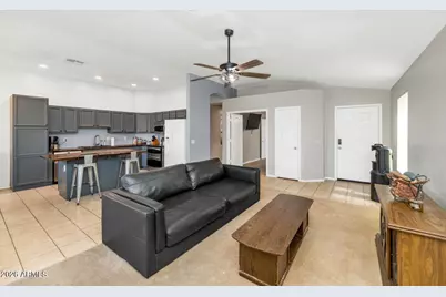 535 E Ironwood Drive, Chandler, AZ 85225 - Photo 3