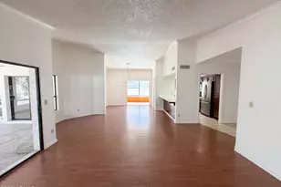 318 W Kings Ave, Phoenix, AZ 85023 - Photo 3