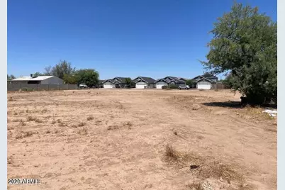 1012 E Roeser Road #27, Phoenix, AZ 85040 - Photo 1