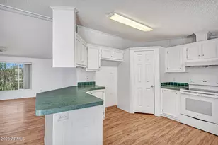 42117 N 10th St, Phoenix, AZ 85086 - Photo 9