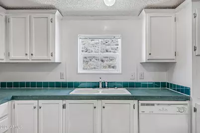42117 N 10th Street, Phoenix, AZ 85086 - Photo 7