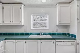 42117 N 10th St, Phoenix, AZ 85086 - Photo 7