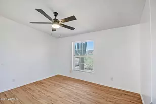 42117 N 10th St, Phoenix, AZ 85086 - Photo 21