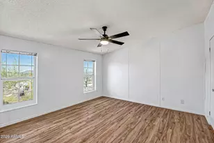 42117 N 10th St, Phoenix, AZ 85086 - Photo 11