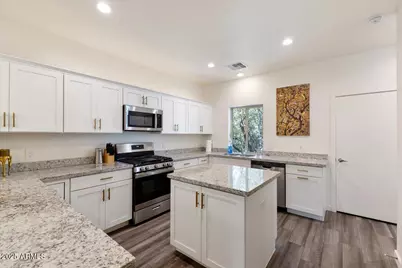 7842 N 20th Glen, Phoenix, AZ 85021 - Photo 13