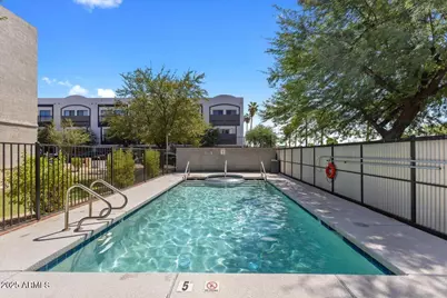 7842 N 20th Glen, Phoenix, AZ 85021 - Photo 5