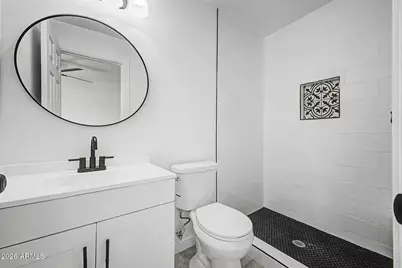 1147 E Flynn Lane, Phoenix, AZ 85014 - Photo 31
