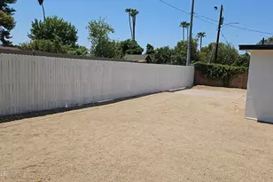 1147 E Flynn Ln, Phoenix, AZ 85014 - Photo 39