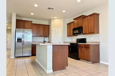 7330 W Midway Avenue, Glendale, AZ 85303 - Photo 7