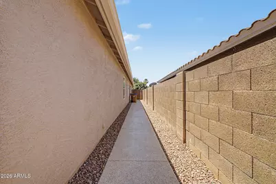 424 W Holstein Trail, San Tan Valley, AZ 85143 - Photo 37