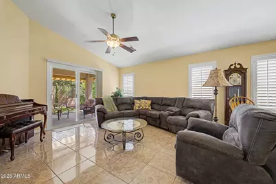 424 W Holstein Trail, San Tan Valley, AZ 85143 - Photo 9