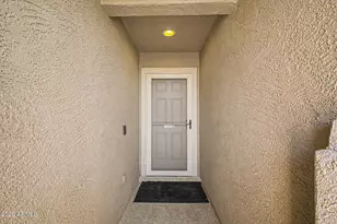 424 W Holstein Trail, San Tan Valley, AZ 85143 - Photo 7