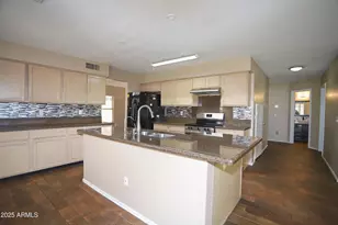 842 N Naples Dr, Chandler, AZ 85226 - Photo 15