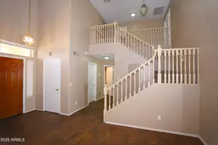 842 N Naples Dr, Chandler, AZ 85226 - Photo 9
