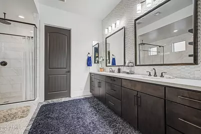 1682 E Gillcrest Road, Gilbert, AZ 85298 - Photo 13