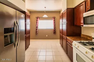 7401 W Arrowhead Clubhouse Dr, Glendale, AZ 85308 - Photo 15