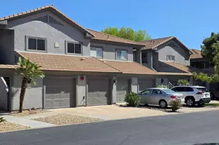 7401 W Arrowhead Clubhouse Dr, Glendale, AZ 85308 - Photo 3