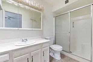 4047 W Sweetwater, Phoenix, AZ 85029 - Photo 7