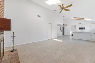 4047 W Sweetwater, Phoenix, AZ 85029 - Photo 5