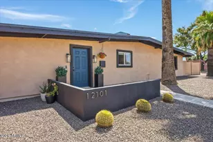 12101 N 36th St, Phoenix, AZ 85028 - Photo 3