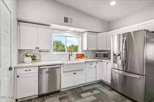 12101 N 36th St, Phoenix, AZ 85028 - Photo 17