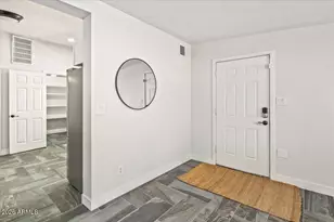 12101 N 36th St, Phoenix, AZ 85028 - Photo 5